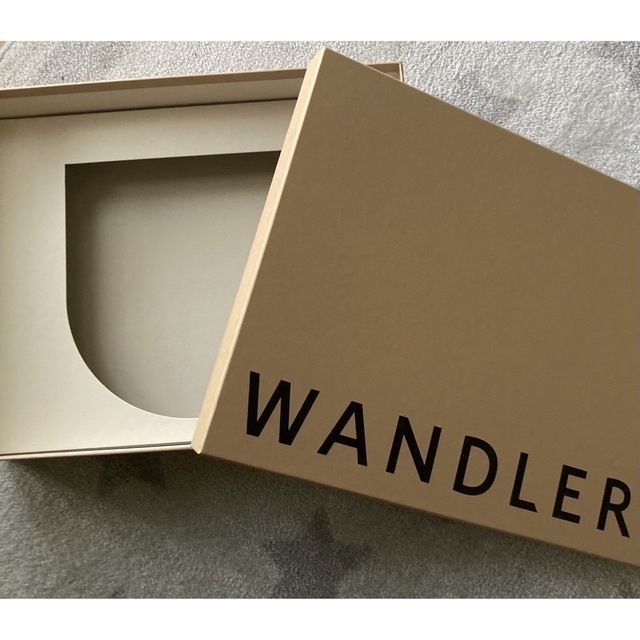 Deuxieme Classe WANDLER ショルダーバッグ箱あり　IENA