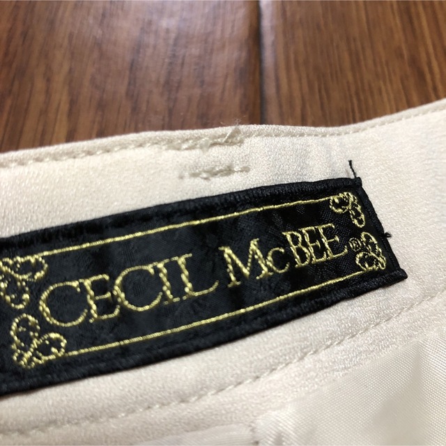 CECIL McBEE(セシルマクビー)のセシルマックビー　　ショートパンツ レディースのパンツ(ショートパンツ)の商品写真