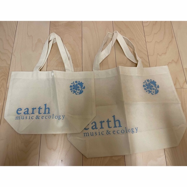 earth music & ecology(アースミュージックアンドエコロジー)のearth music&ecology ショップ袋セット レディースのバッグ(ショップ袋)の商品写真