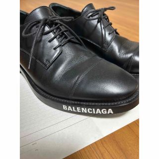 Balenciaga ロゴ入りレースアップダービーシューズ