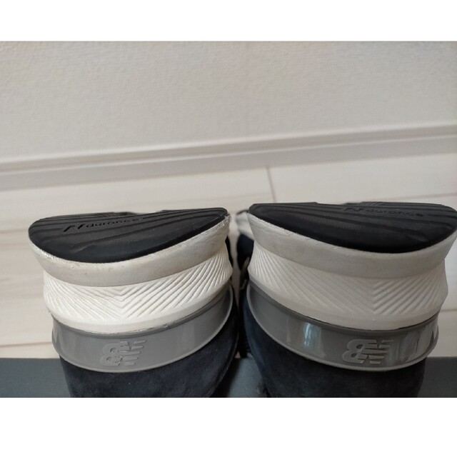New Balance(ニューバランス)のQ太郎様 相談中  MW880  26.5  4E NAVY(NV5) メンズの靴/シューズ(スニーカー)の商品写真
