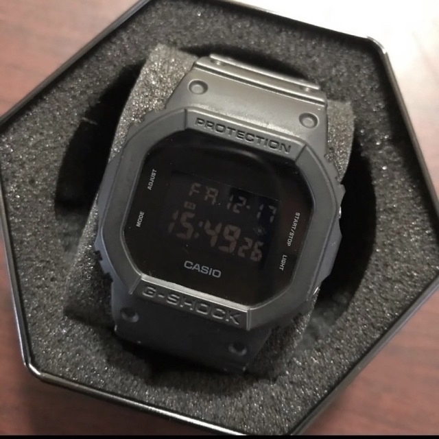 G-SHOCK(ジーショック)のG-SHOCK DW-5600BB 美品 メンズの時計(腕時計(デジタル))の商品写真