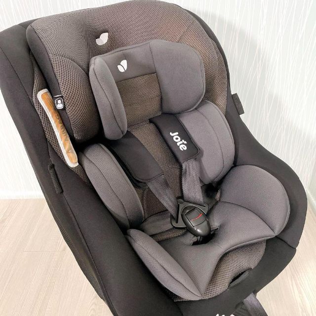 Joie (ベビー用品)(ジョイー)の0536【良品】Joie◆ジョイー◆arc360◆チャイルドシート◆ISOFIX キッズ/ベビー/マタニティの外出/移動用品(自動車用チャイルドシート本体)の商品写真