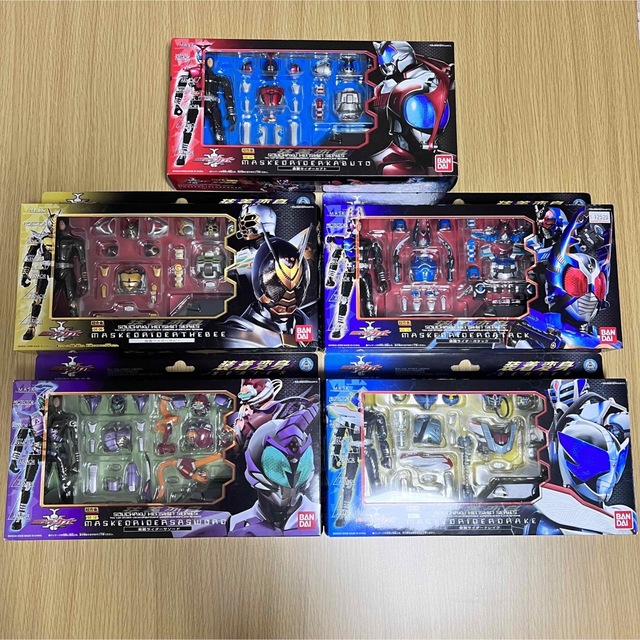 ライダーベルト【送料込】バンダイ　装着変身シリーズ仮面ライダーカブト　5種セット