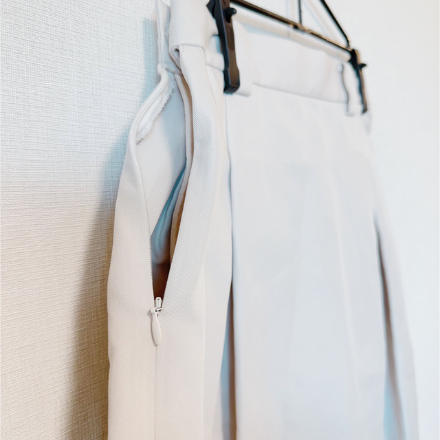 MACPHEE(マカフィー)のMACPHEE マカフィー ひざ丈 タックフレアスカート 日本製 36 レディースのスカート(ひざ丈スカート)の商品写真