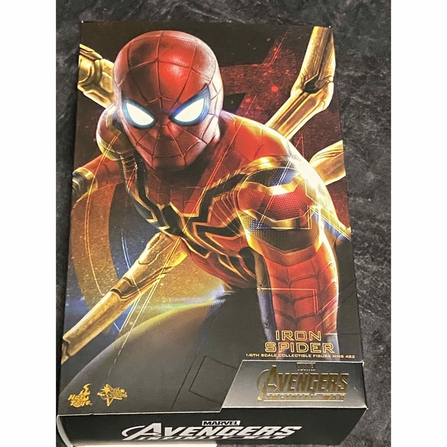 ホットトイズ　フィギュア　アイアンスパイダーマン　インフィニティウォー