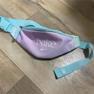 ナイキ(NIKE)のNIKE ウエストバッグ　グラデーション(ボディバッグ/ウエストポーチ)