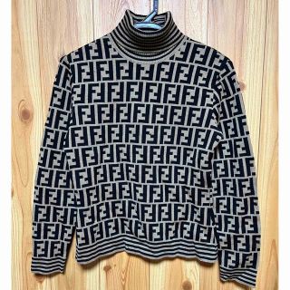 フェンディ タートルネックの通販 98点 | FENDIを買うならラクマ