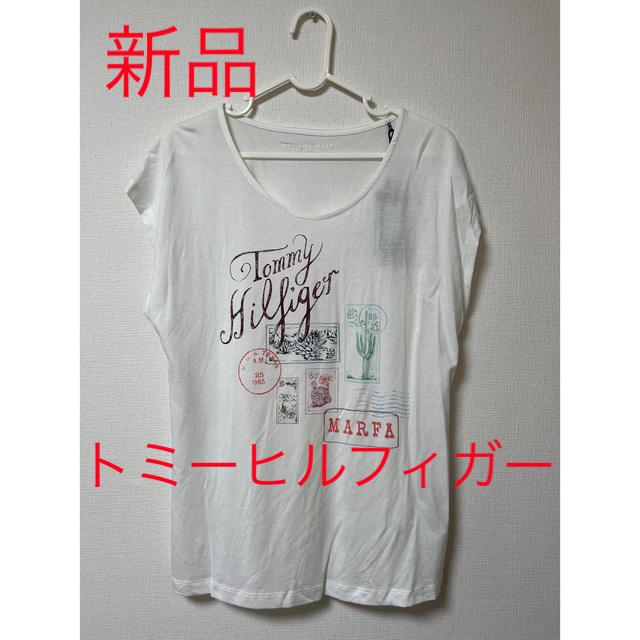 TOMMY HILFIGER(トミーヒルフィガー)の【新品】トミーヒルフィガー　Tシャツ レディースのトップス(Tシャツ(半袖/袖なし))の商品写真