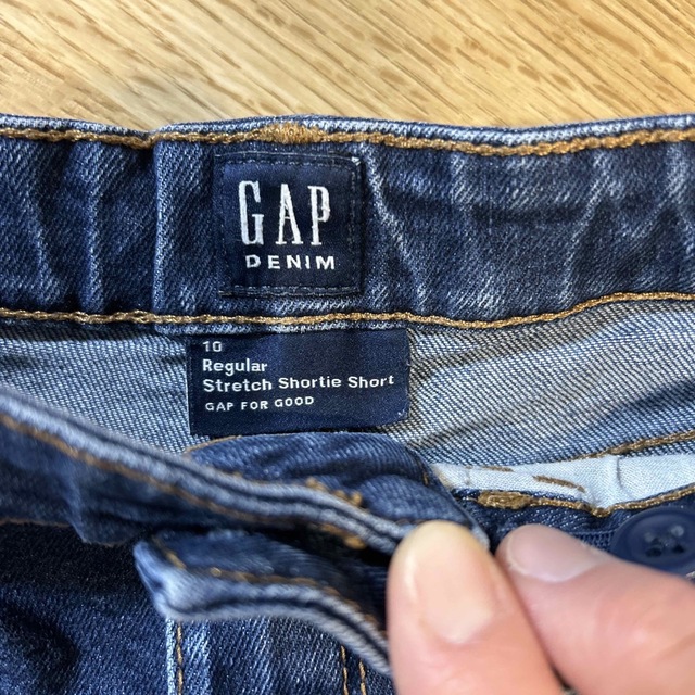 GAP(ギャップ)のGAP デニムショートパンツ　140センチ キッズ/ベビー/マタニティのキッズ服女の子用(90cm~)(パンツ/スパッツ)の商品写真