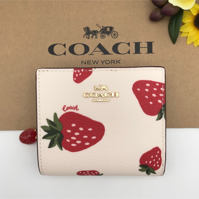 レディースCOACH 財布 ★大人気★ スナップ ウォレット ワイルド ストロベリー 新品