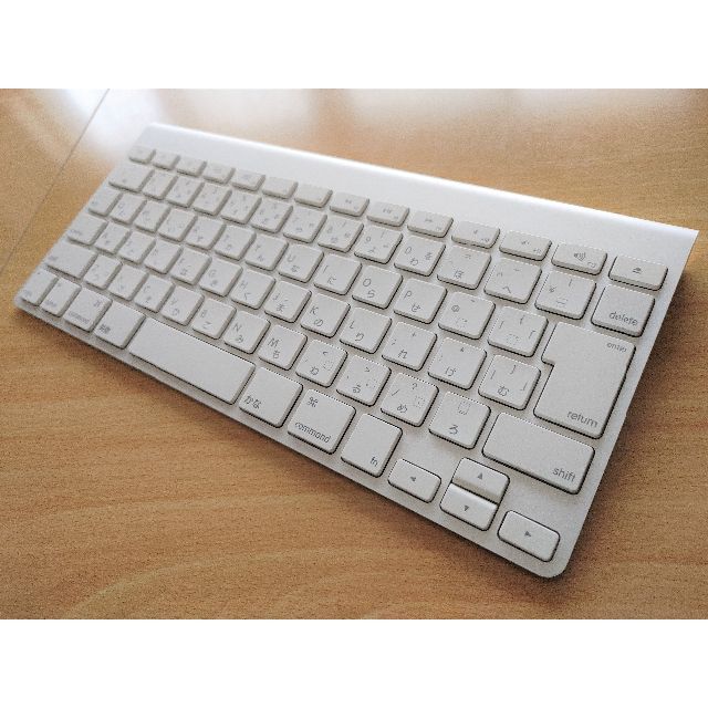 Apple(アップル)の美品！Apple Mac 純正　ワイヤレス キーボード&マウス セット　電池式 スマホ/家電/カメラのPC/タブレット(PC周辺機器)の商品写真