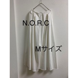 ノーク(N.O.R.C)の3361 N.O.R.C タックデニムスカート　ホワイト　Mサイズ(その他)