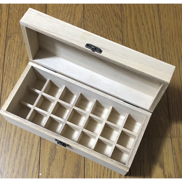 生活の木 アロマオイルケース 21本収納可能