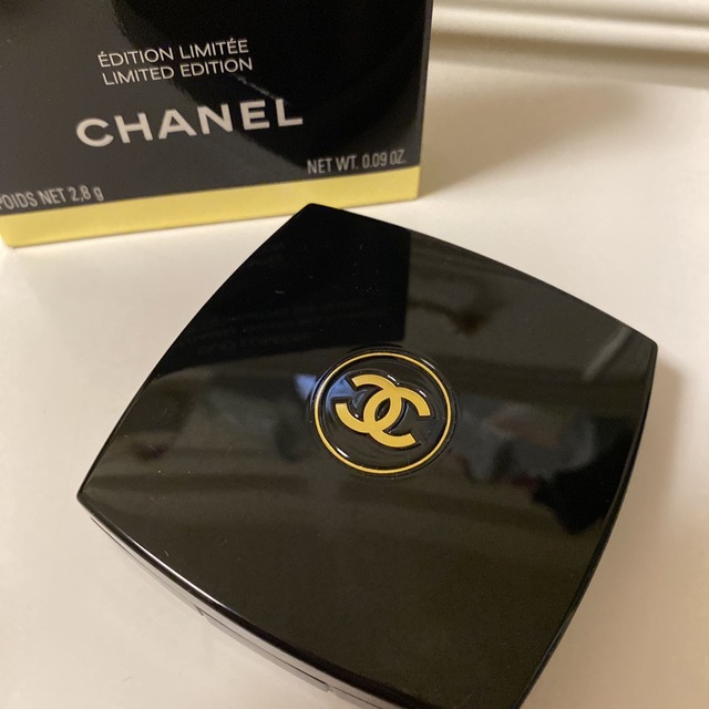 CHANEL(シャネル)のCHANEL デュオルミエール 限定品 コスメ/美容のベースメイク/化粧品(アイシャドウ)の商品写真