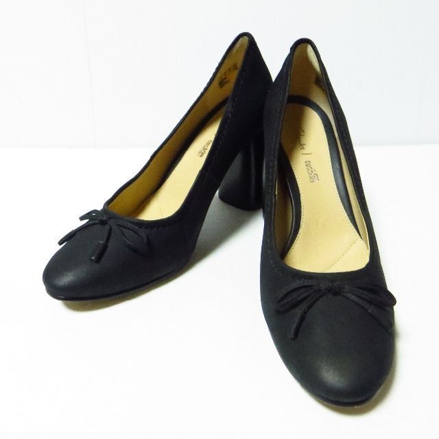 Clarks - 極美品 Clarks クラークス チャンキーヒール パンプス 24.5㎝ 黒