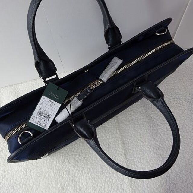 驚きの値段】 IS IT イズイット 2WAYビジネスバッグ 紺¥35,200