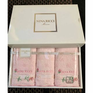 ニナリッチ(NINA RICCI)の【新品】NINA RICCI ギフトタオルセット フェイスタオル ハンドタオル(タオル/バス用品)