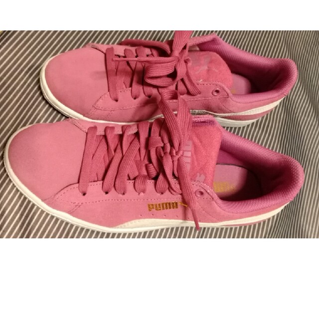 ピンクの靴 PUMA24cm