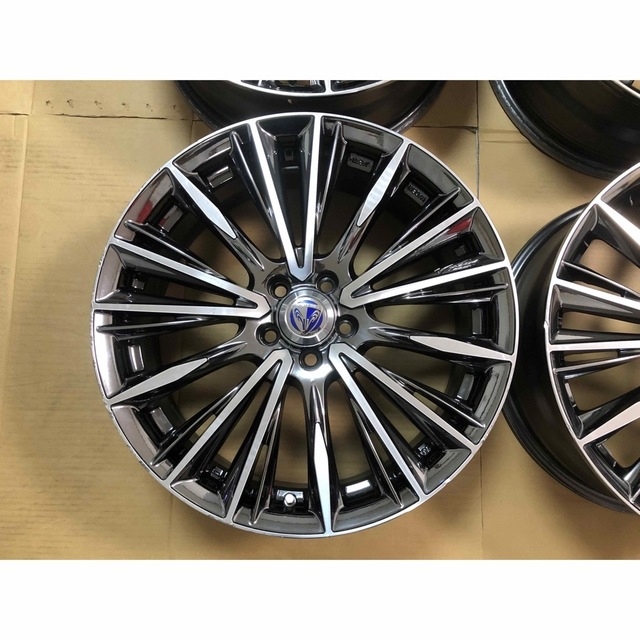 新品 215/40R18 レイズ ヴォウジェ プリウス RAYS VOUGE