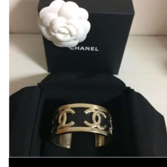 CHANEL - シャネル バングル 新品未使用の通販 by moco's shop ...