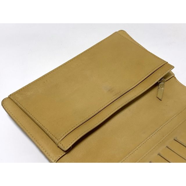 CHANEL(シャネル)の CHANEL シャネル ラムスキン 二つ折り 長財布 箱・カード付 D7 レディースのファッション小物(財布)の商品写真