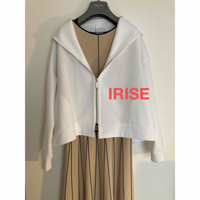 定価22,000円) rise（イリゼ）バックフリルコットン混パーカー