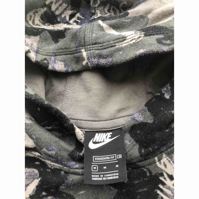 NIKE(ナイキ)のNIKE パーカー キッズ/ベビー/マタニティのキッズ服男の子用(90cm~)(ジャケット/上着)の商品写真