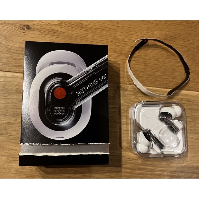 スマホ/家電/カメラnothing ear(1) 美品 付属品未使用 ワイヤレスイヤフォン