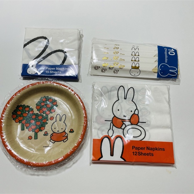 miffy(ミッフィー)のミッフィー　☆キッチン雑貨　4種(45点)セット　おままごと　ピクニック　お花見 エンタメ/ホビーのおもちゃ/ぬいぐるみ(キャラクターグッズ)の商品写真