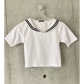 エモダ(EMODA)の【美品・未着用】EMODA エモダ　セーラー　クロップド　トップス M (カットソー(半袖/袖なし))