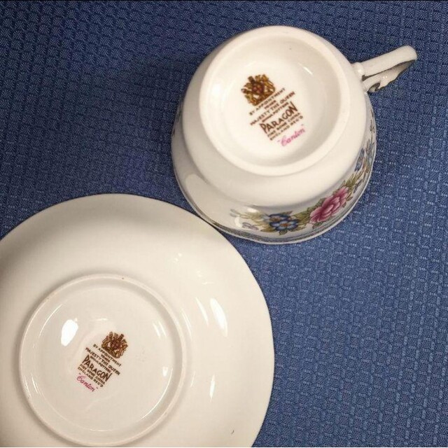 ROYAL ALBERT(ロイヤルアルバート)の英国製 PARAGON パラゴン canton カップ&ソーサー インテリア/住まい/日用品のキッチン/食器(食器)の商品写真