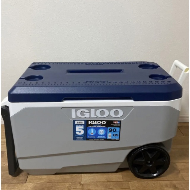 IGLOO(イグルー)のIGLOO イグルー イグロー90QT クーラーボックス　キャンプ　アウトドア スポーツ/アウトドアのアウトドア(その他)の商品写真