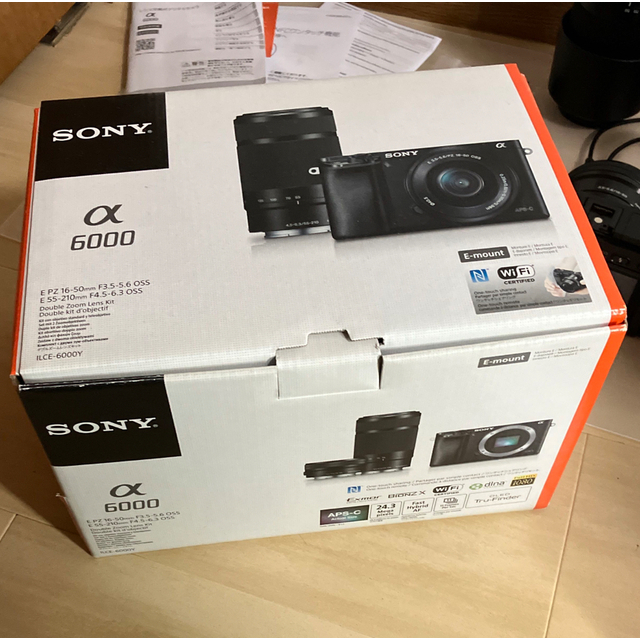 Sony α6000 ILCE-6000Y ダブルズームレンズキット Sony α6000 ILCE-6000Y ダブルズームレンズキット