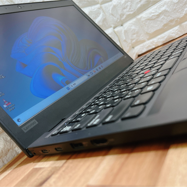 Thinkpad L390☘Core i3第8世代☘爆速SSD搭載☘メモリ4GB