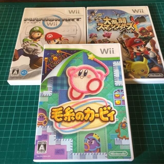 ウィー(Wii)の毛糸のカービィと大乱闘スマブラXとマリオカートWiiのセット(家庭用ゲームソフト)