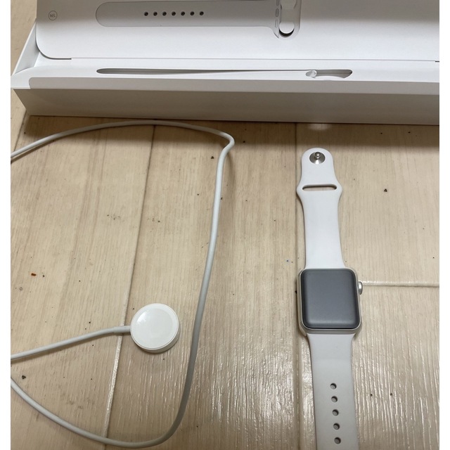 Apple Watch(アップルウォッチ)のApple Watch series3 38mm レディースのファッション小物(腕時計)の商品写真