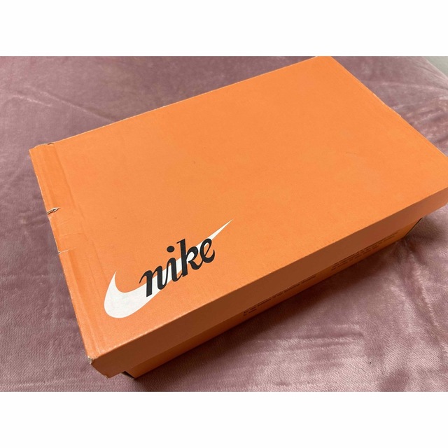 NIKE(ナイキ)のWMNS BLAZER MID SUEDE VNTG 24.5cm レディースの靴/シューズ(スニーカー)の商品写真