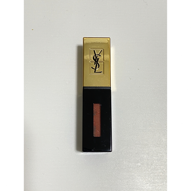 Yves Saint Laurent(イヴサンローラン)のイブサンローラン　リップ　口紅　グロス　ピンク　ラメ コスメ/美容のベースメイク/化粧品(リップグロス)の商品写真