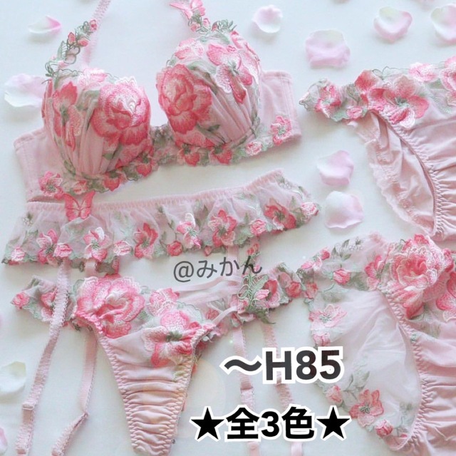 ストラップも可愛い✨♥️バタフライハピネスG85グレー TバックLサイズ