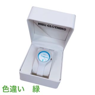 高品質WHITE× GREENシリコンウォッチ【プレゼントBOX付】(腕時計)
