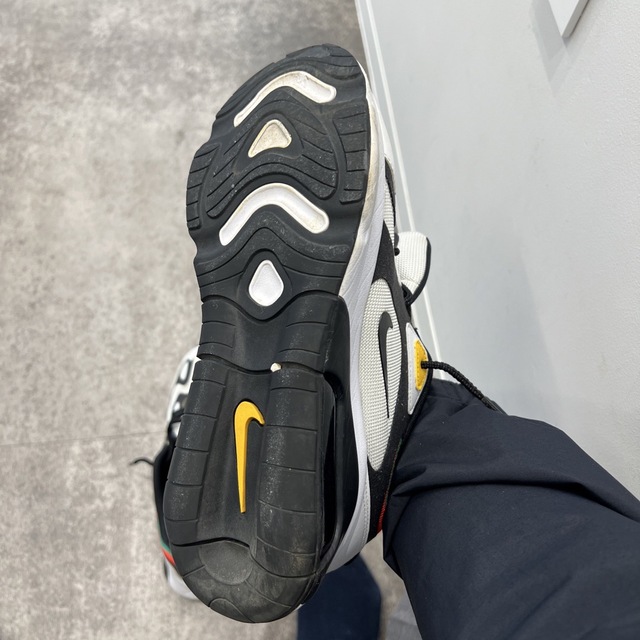 NIKE(ナイキ)のNIKE ナイキ エアマックス　Air MAX AIR200  スニーカー 美品 メンズの靴/シューズ(スニーカー)の商品写真