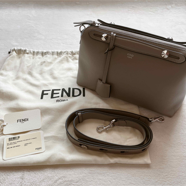 FENDI バイザウェイ ミディアム 美品LOEWE