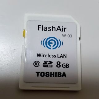 トウシバ(東芝)のFlashAIR 8GB(デジタル一眼)