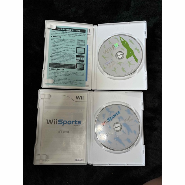 Wii(ウィー)のWiiソフト2点セット Wii Fit Wii sports 説明書あり エンタメ/ホビーのゲームソフト/ゲーム機本体(家庭用ゲームソフト)の商品写真