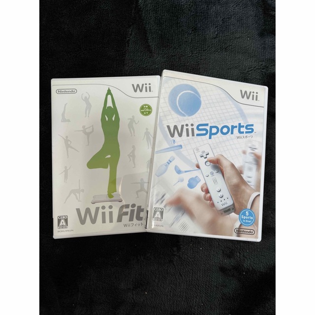 Wii(ウィー)のWiiソフト2点セット Wii Fit Wii sports 説明書あり エンタメ/ホビーのゲームソフト/ゲーム機本体(家庭用ゲームソフト)の商品写真