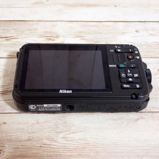 美品 リユース品 COOLPIX AW100 迷彩 カモ カモフラージュ 人気 売れ筋