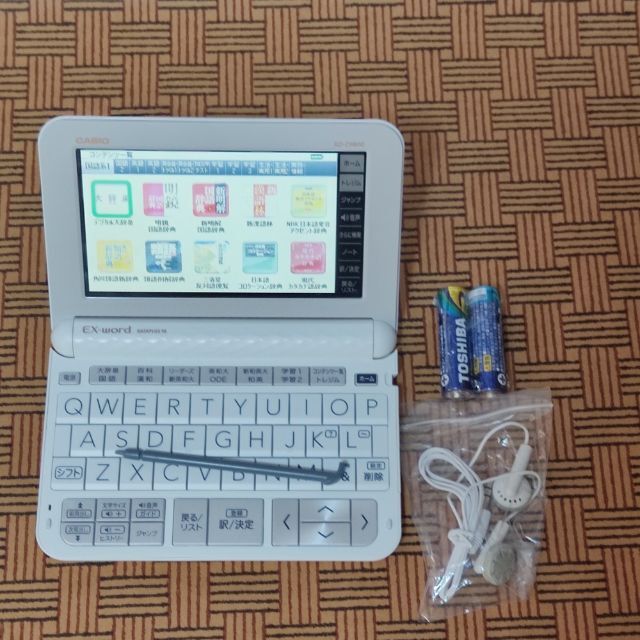 美品 カシオ 電子辞書 XD-Z9800 英語上級モデル+フランス語追加