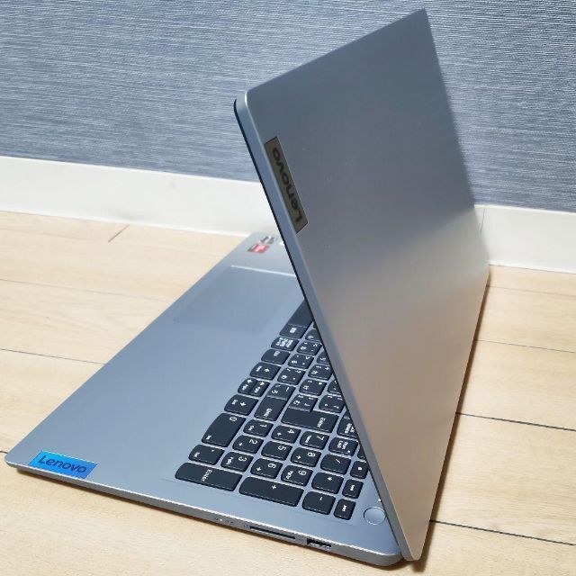 Lenovo(レノボ)の新品⭐レノボ ノートパソコン Win11 オフィス入り グレー webカメラ スマホ/家電/カメラのPC/タブレット(ノートPC)の商品写真