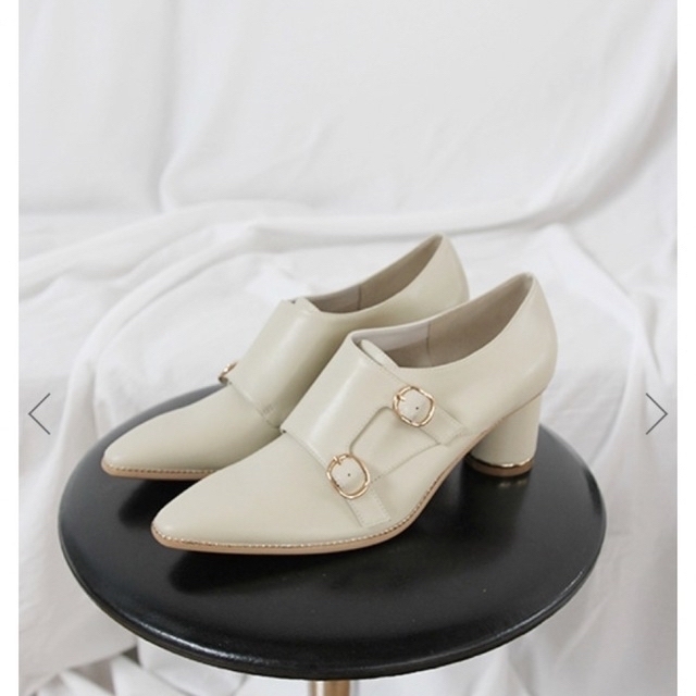 RANDA(ランダ)のダブルモンクストラップシューズ　アイボリー レディースの靴/シューズ(ローファー/革靴)の商品写真